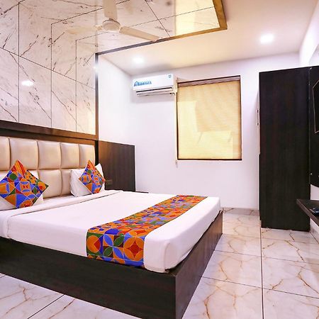 Fabhotel Grand Sparrow Tājganj エクステリア 写真