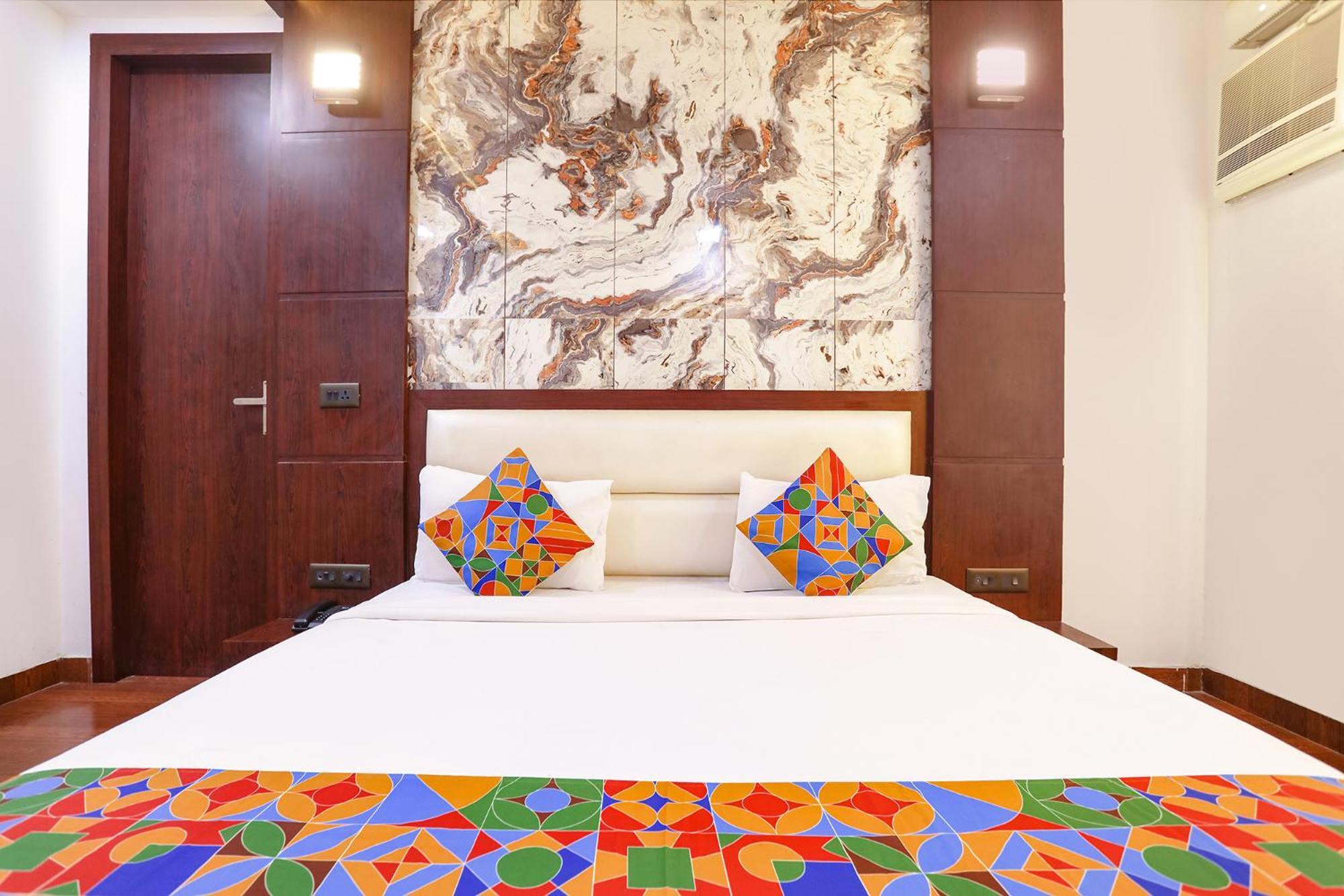 Fabhotel Grand Sparrow Tājganj エクステリア 写真