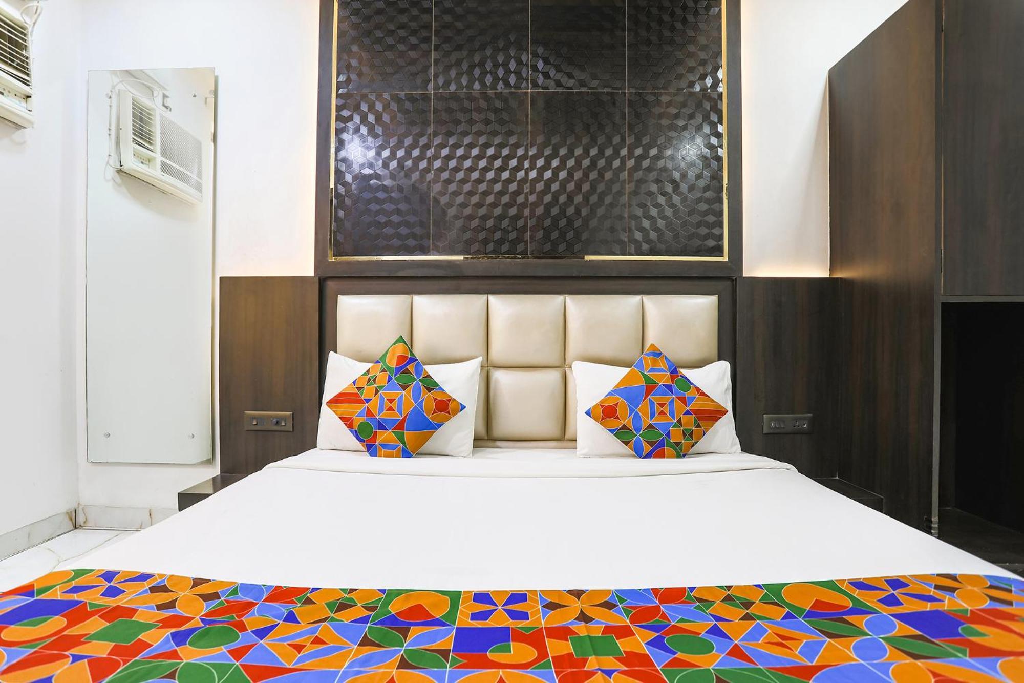 Fabhotel Grand Sparrow Tājganj エクステリア 写真