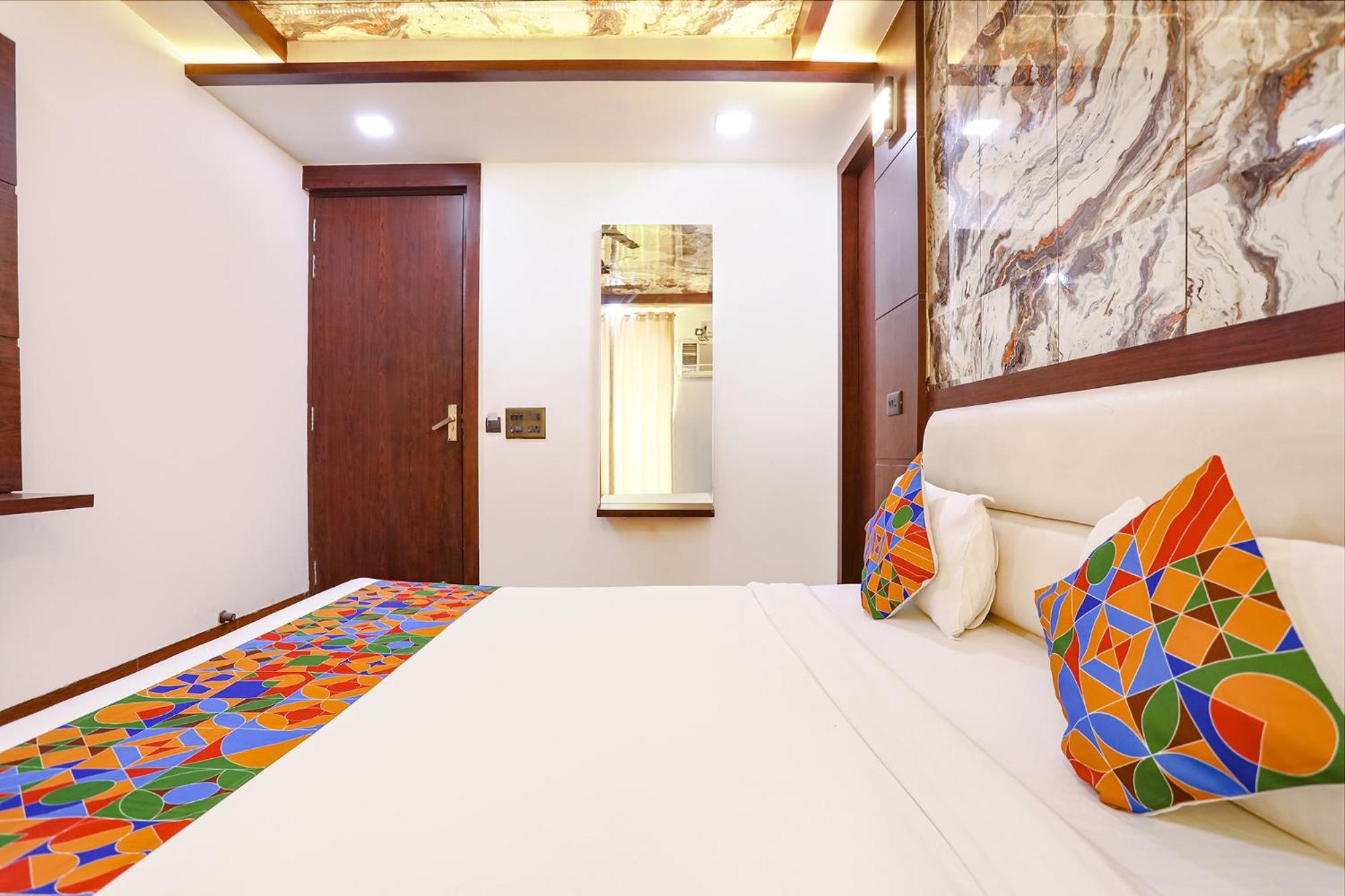 Fabhotel Grand Sparrow Tājganj エクステリア 写真